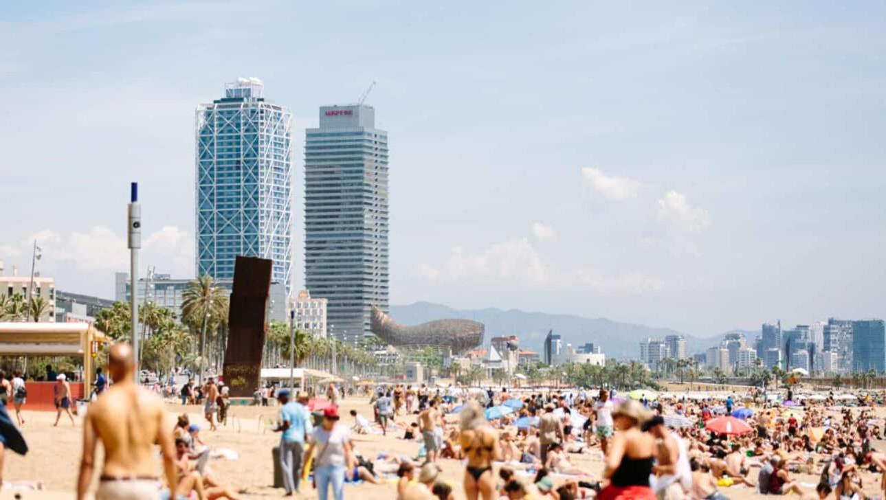 Barcelona Fira & Camp Nou Stadium Apartment *