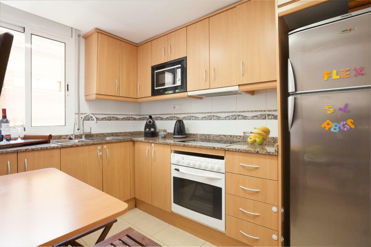 Barcelona Fira & Camp Nou Stadium Apartment *